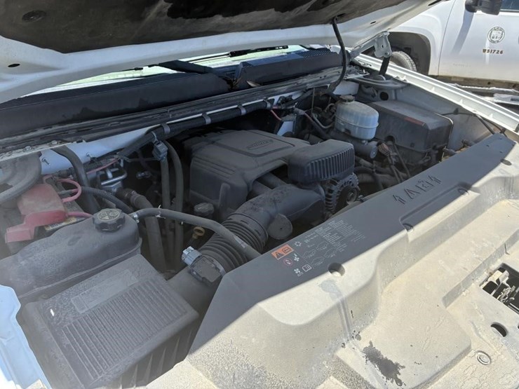 2012-gmc-sierra-2500-image-8
