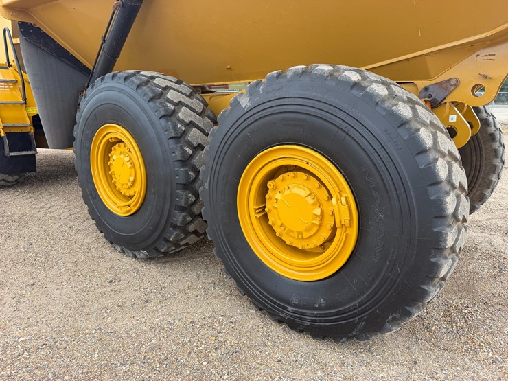 caterpillar-730c-image-7