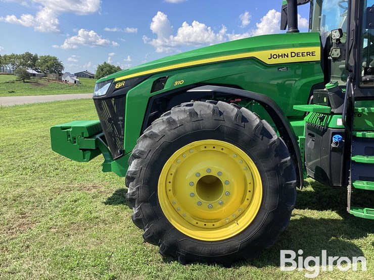 2022-john-deere-8r-310-image-12