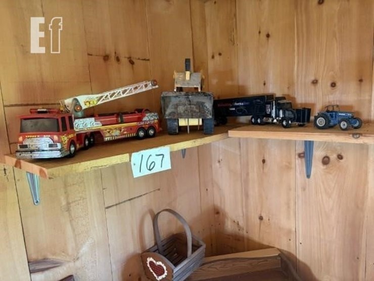 toy-trucks-image-1