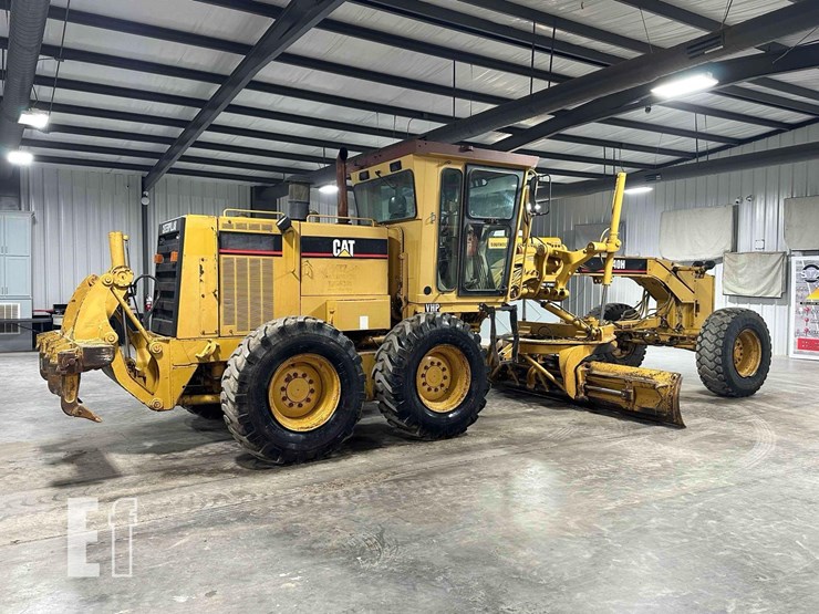 2001-caterpillar-140h-image-3