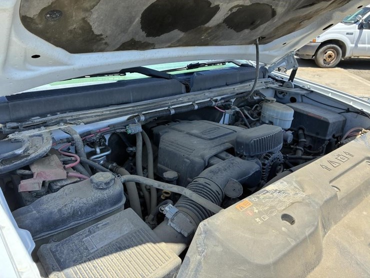 2012-gmc-2500-image-10