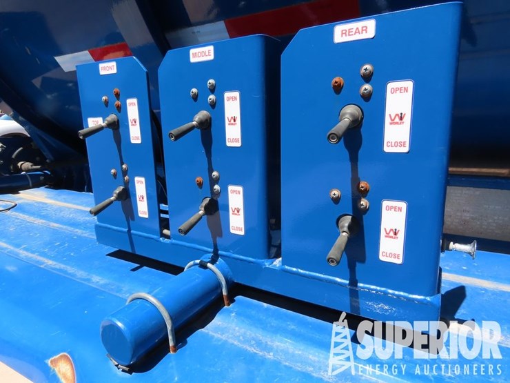 2018-worley-8000-gal-3-axle-transport-trailer-image-6
