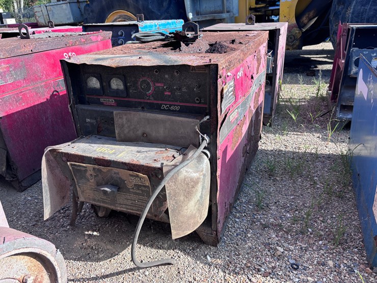 #39072-•-lincoln-electric-dc-600-welder-|-for-parts/repairs-image-1