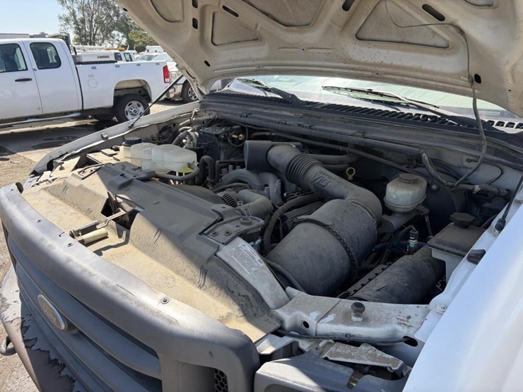 2004-ford-f350-image-7