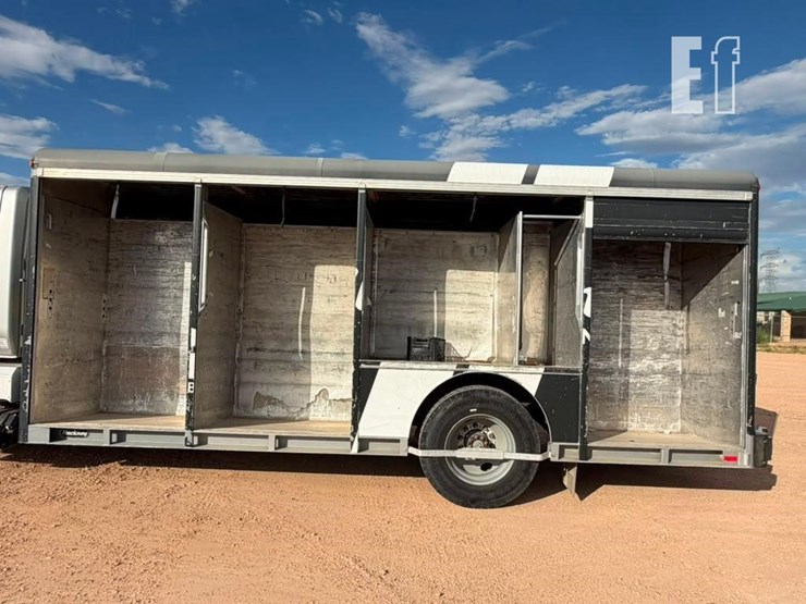 2017-international-durastar-4300-image-9