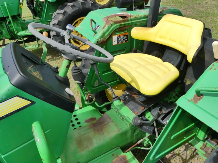john-deere-5045d-image-11