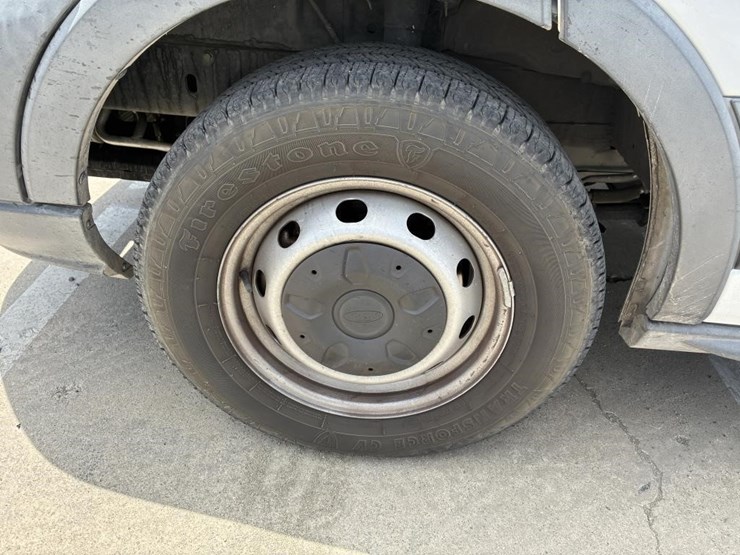 2017-ford-transit-image-9