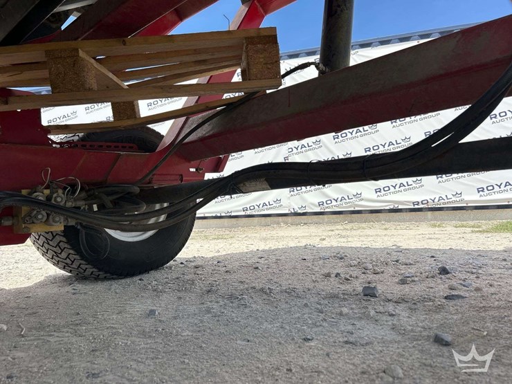 2007-toro-pro-sweep-5200-turf-sweeper-tractor-attachment-image-10