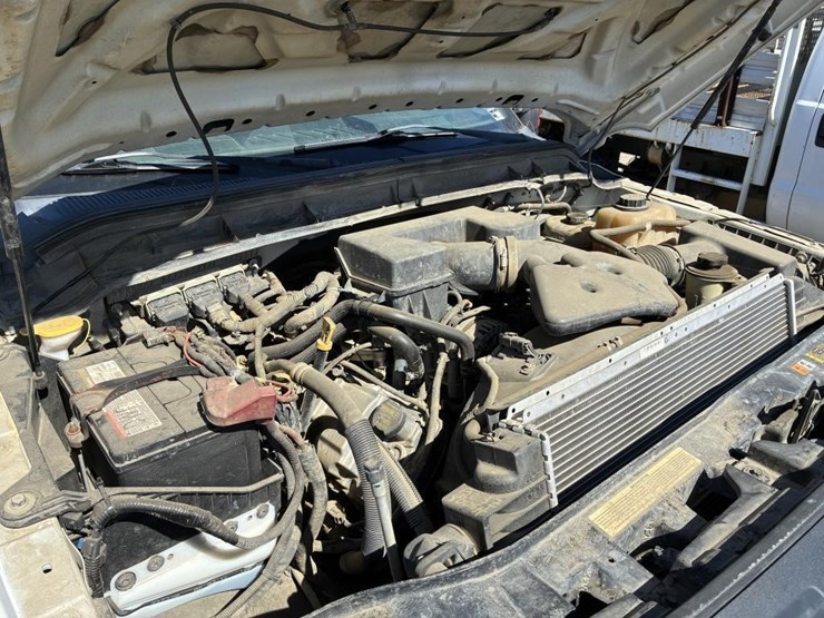 2011-ford-f250-xl-image-18
