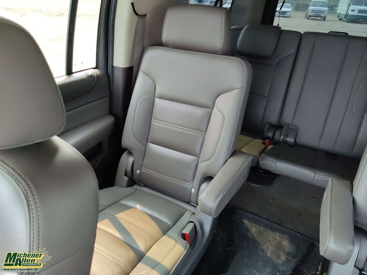 2015-gmc-yukon-xl-image-16