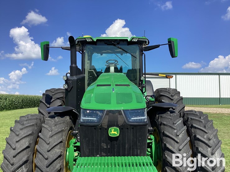 2022-john-deere-8r-310-image-13