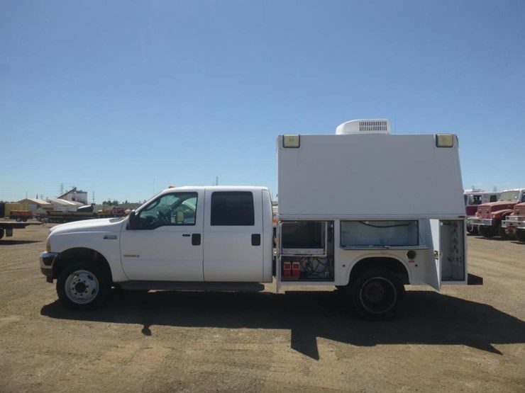 2004-ford-f550-image-5