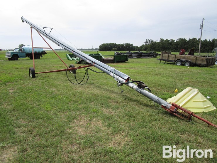 hutchinson-6"-x-45'-hydraulic-drive-auger-image-3