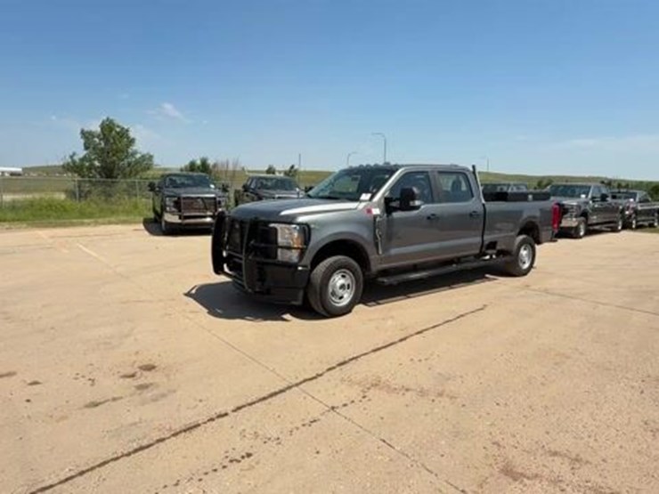 2023-ford-f250-image-1