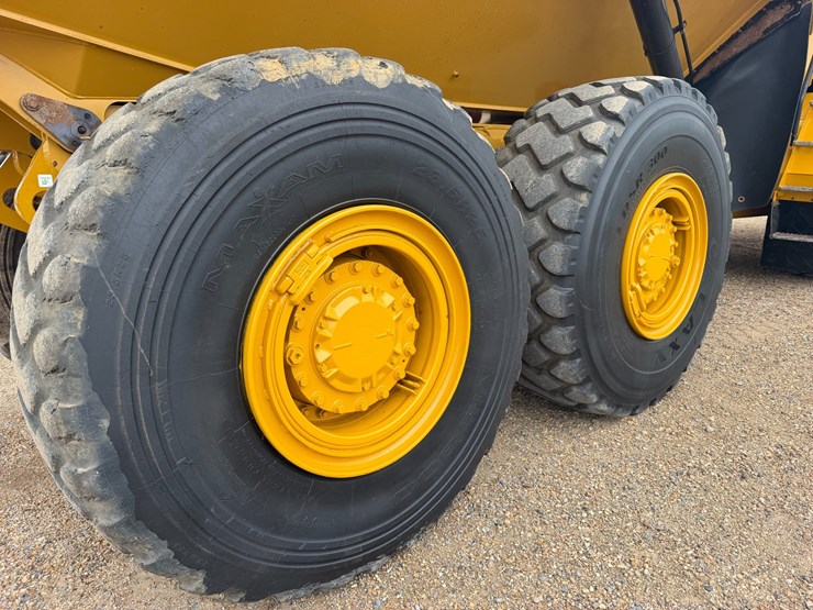 caterpillar-730c-image-5