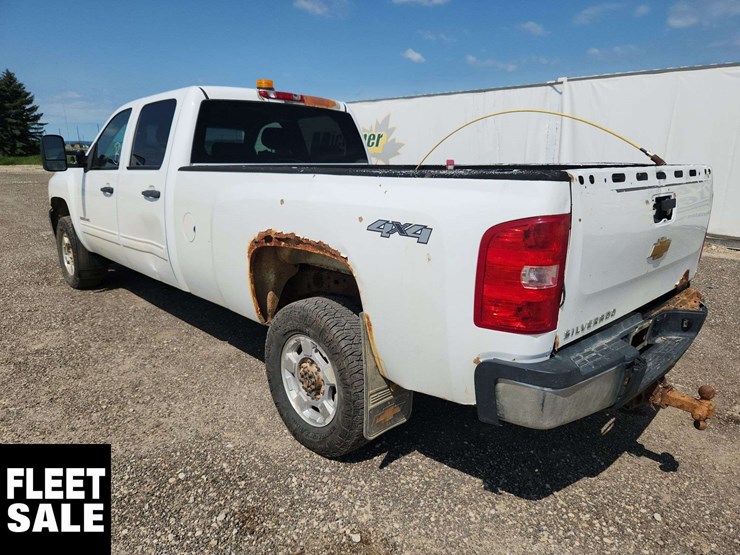2013-chevrolet-silverado-2500hd-image-3