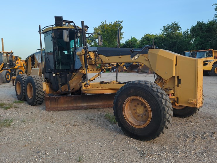 caterpillar-140m-image-3