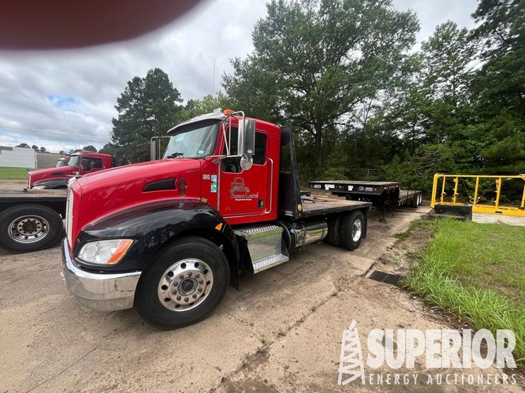 2015-kenworth-t370-image-1