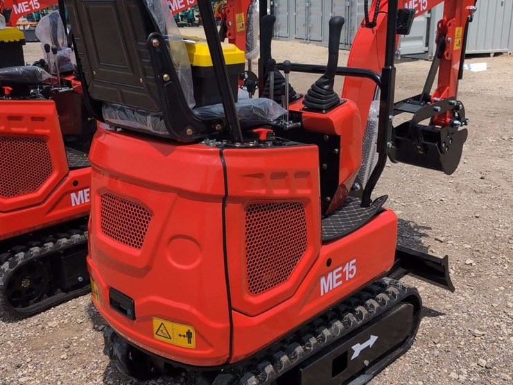 sdl-mini-excavator-me15-image-7