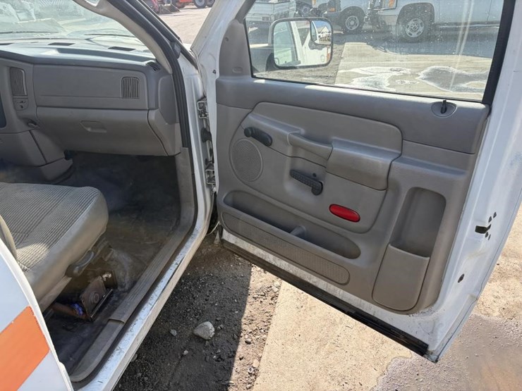 2005-dodge-ram-2500hd-image-10
