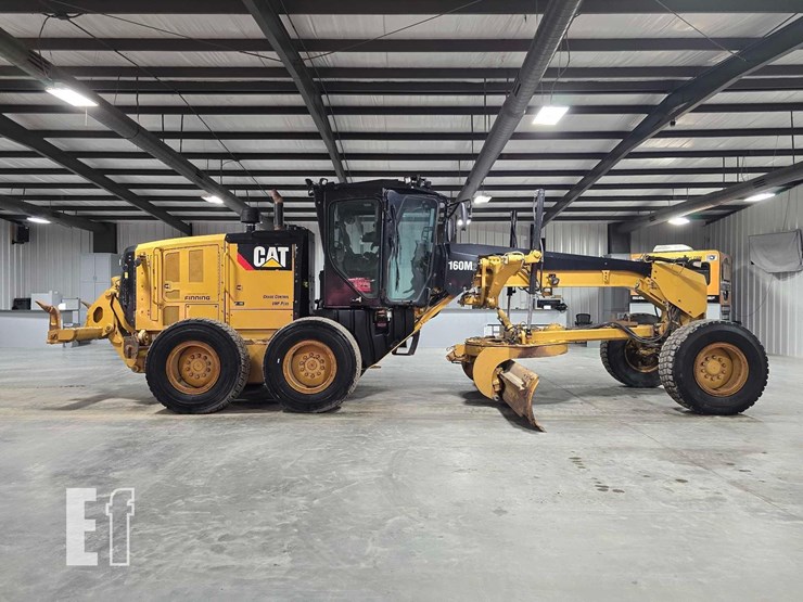 2014-caterpillar-160m2-image-6