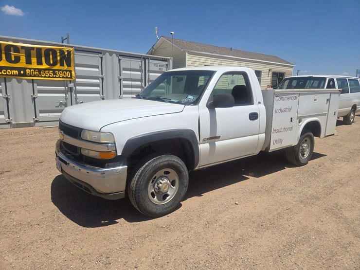 2001-chevrolet-silverado-2500-image-1