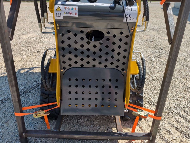(1)-sdl-mini-crawler-skid-steer-ssl60-image-4