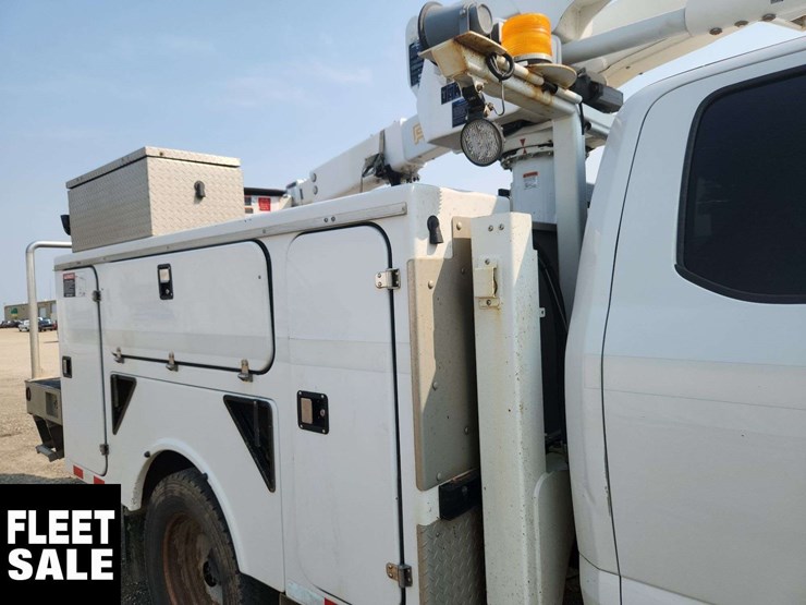 2019-ford-f550-image-44