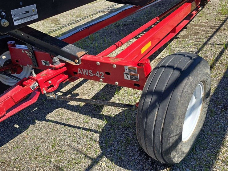 unverferth-aws-42-head-cart,-4-wheel-steer,-with-lights,-1-owner-image-3