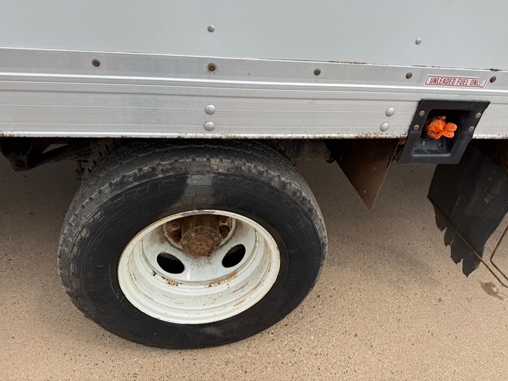 2018-ford-e450-sd-image-9