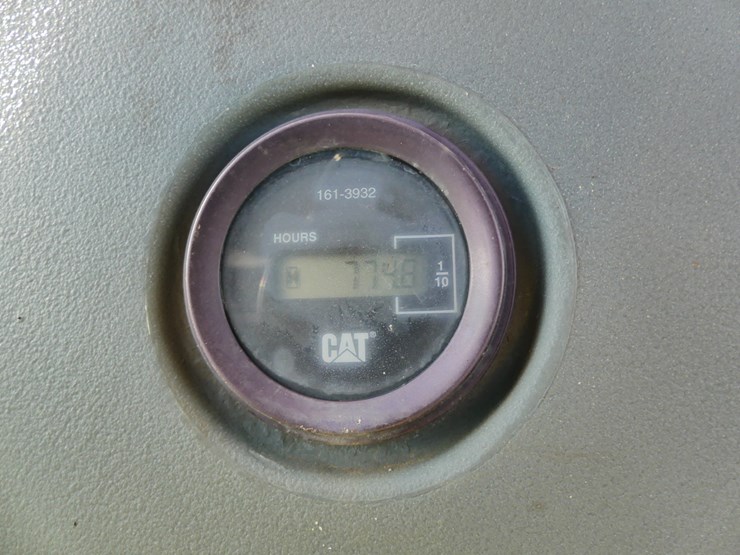 caterpillar-416d-image-21