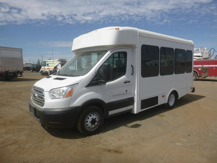 2019-ford-transit-image-1