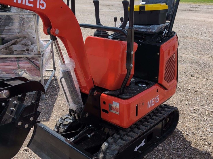 sdl-mini-excavator-me15-image-3