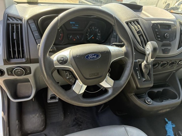 2018-ford-transit-image-15