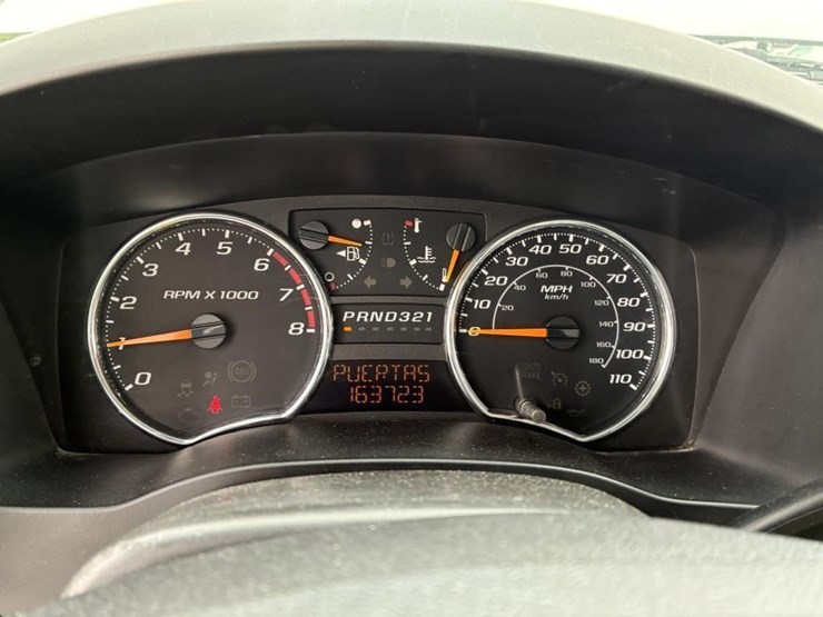 2011-chevrolet-colorado-image-13