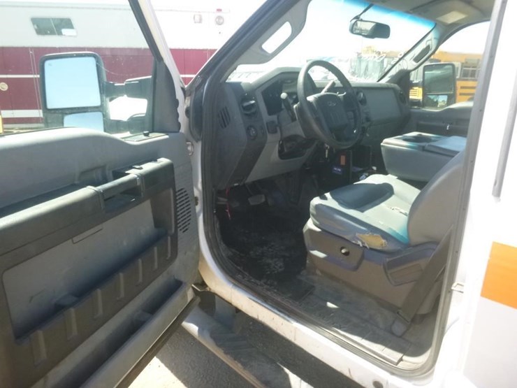 2015-ford-f350-image-11