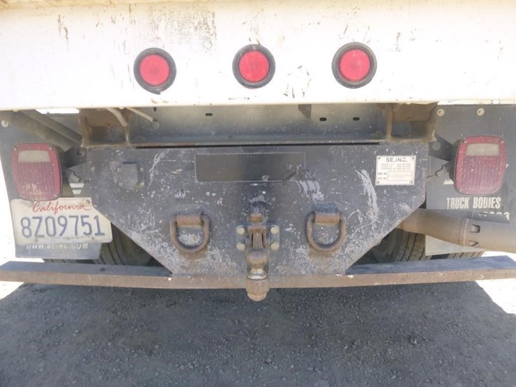 2011-ford-f550-image-15