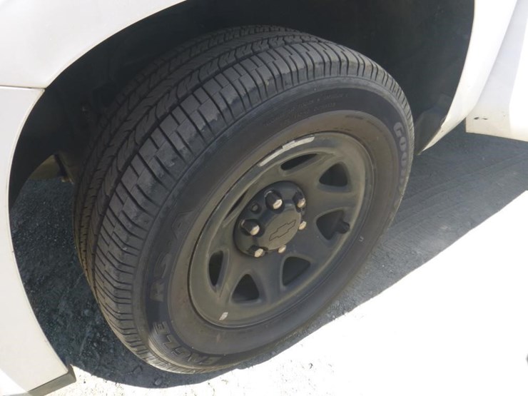 2019-chevrolet-tahoe-image-13