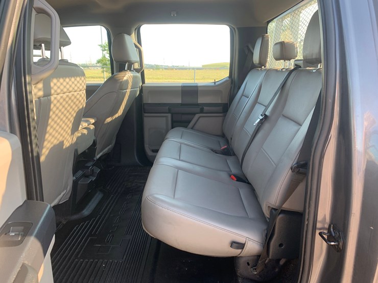 2022-ford-f250-image-9