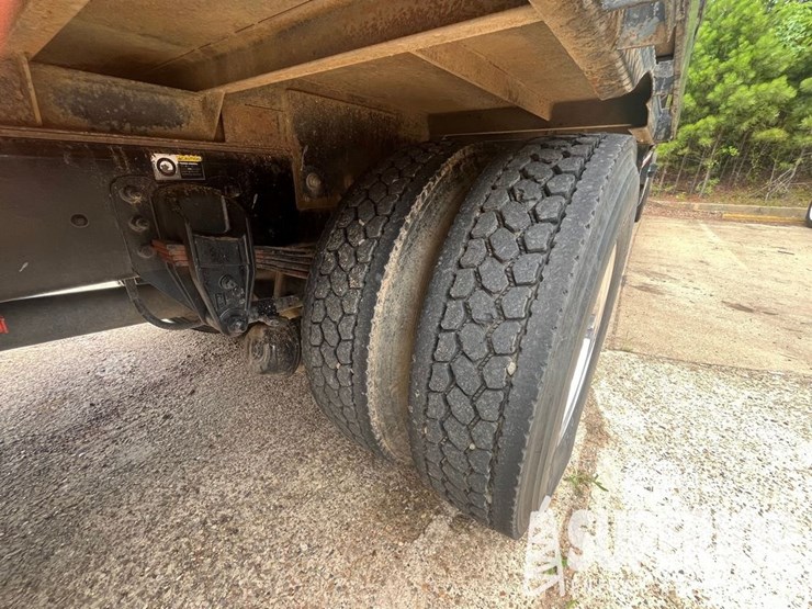 2015-kenworth-t370-image-10