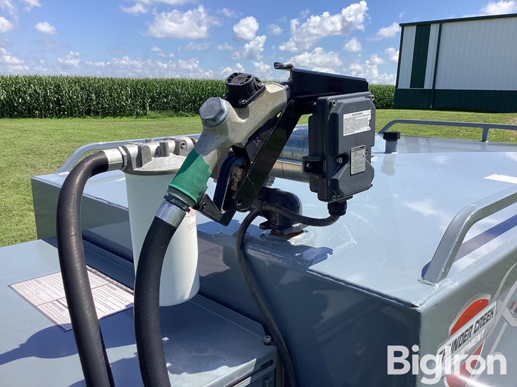 2019-thunder-creek-equipment-ev-750-image-14