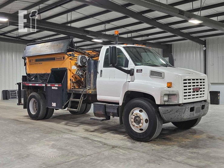 2006-gmc-topkick-c8500-image-2