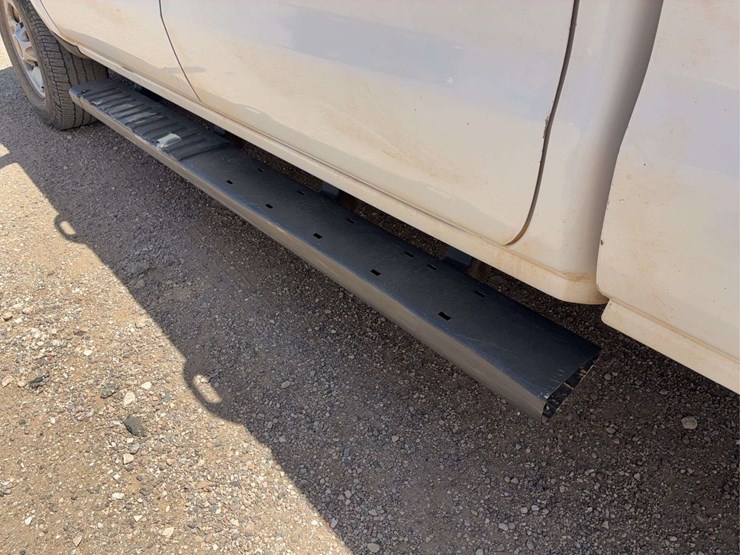 2015-chevrolet-silverado-2500-image-13