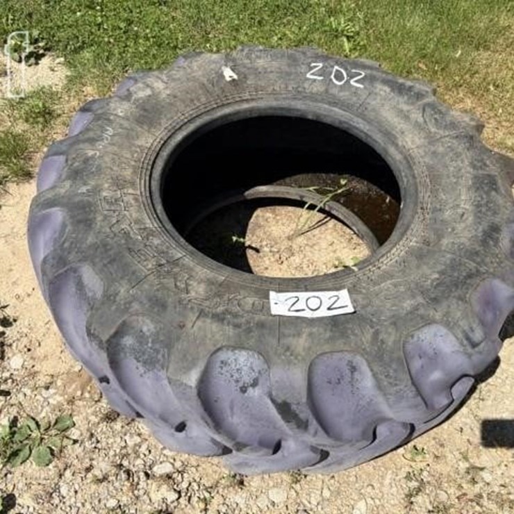 IMPLEMENT TIRE