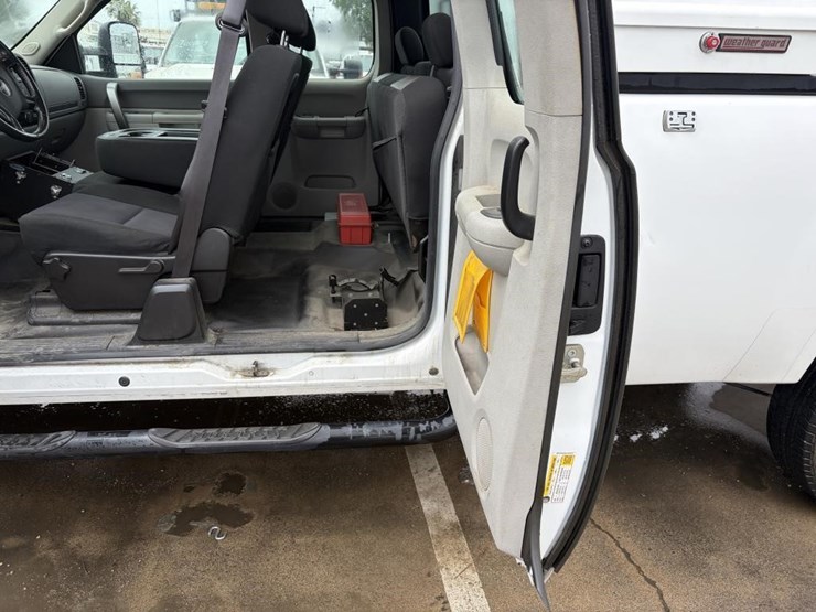 2012-gmc-sierra-2500-image-14