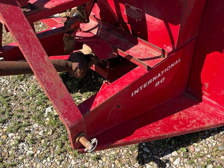 international-80-snow-blower,-1970s-model,-3pt,-540pto,-image-4