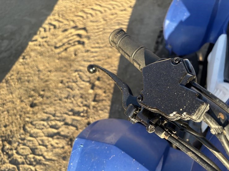 2012-polaris-quad-image-14
