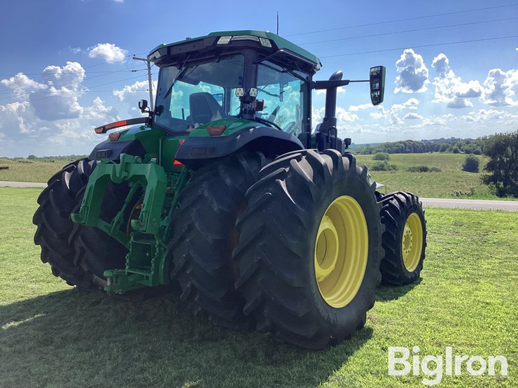 2022-john-deere-8r-310-image-5