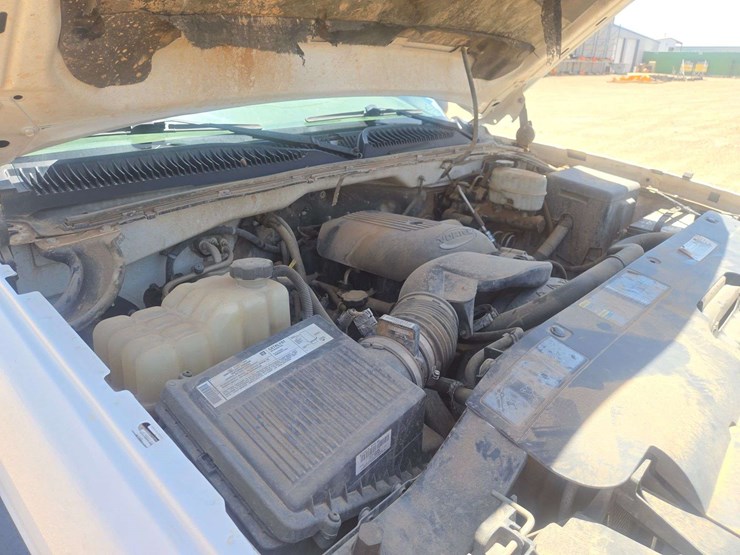 2006-chevrolet-silverado-2500-image-25